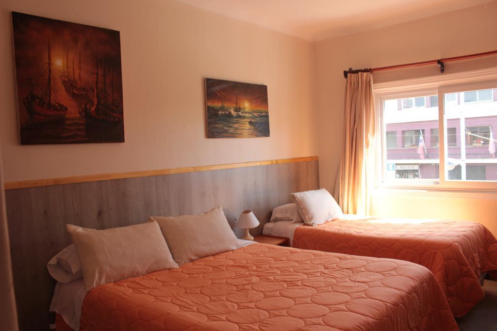 Alhambra Hotel San Antonio  Room photo